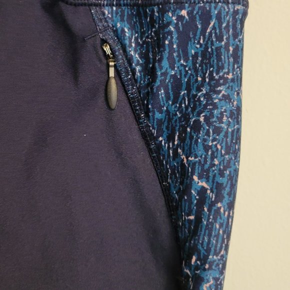 Under Armour blue mesh bottom capri logo leggings Sz: S - Picture 3 of 6